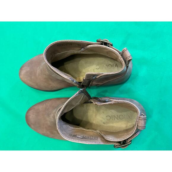 Vionic Women’s Logan Brown Double Buckle Ankle Fall Boots Size 8 - Picture 10 of 16